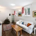 Casa Romantica 이스프라
